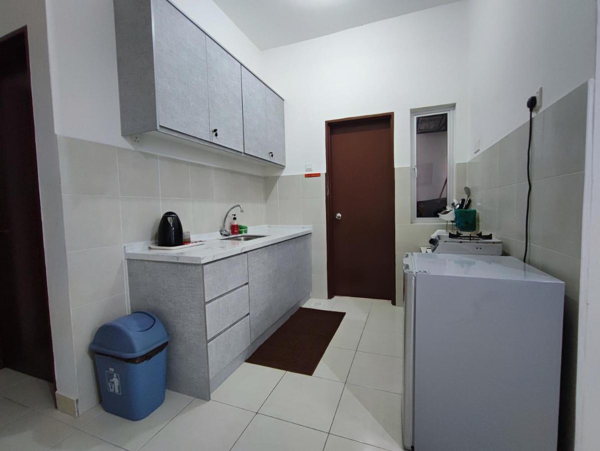 Homestay Semenyih 3 Bedroom Apartment By Kasyaf Exterior foto
