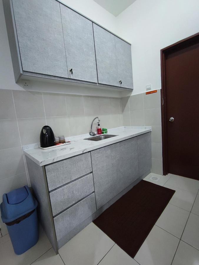 Homestay Semenyih 3 Bedroom Apartment By Kasyaf Exterior foto