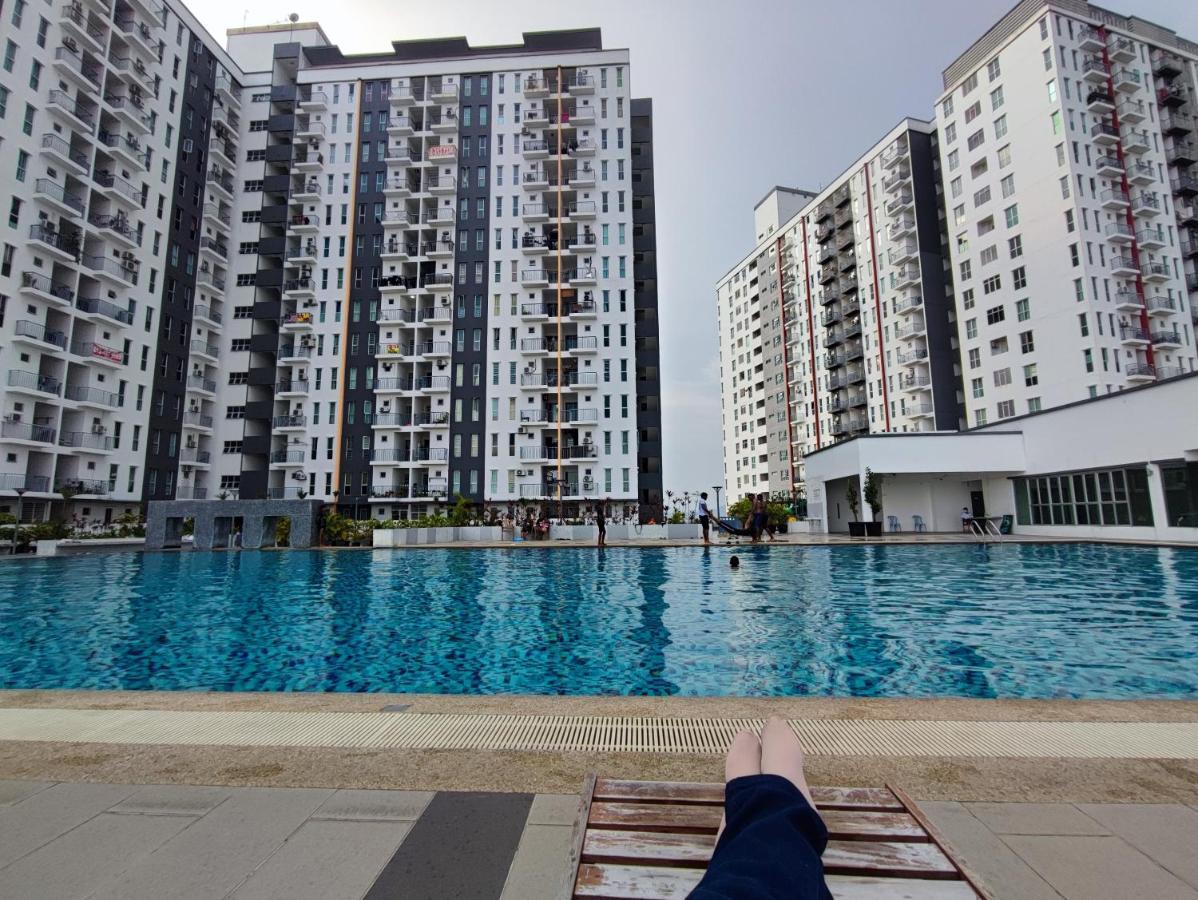 Homestay Semenyih 3 Bedroom Apartment By Kasyaf Exterior foto