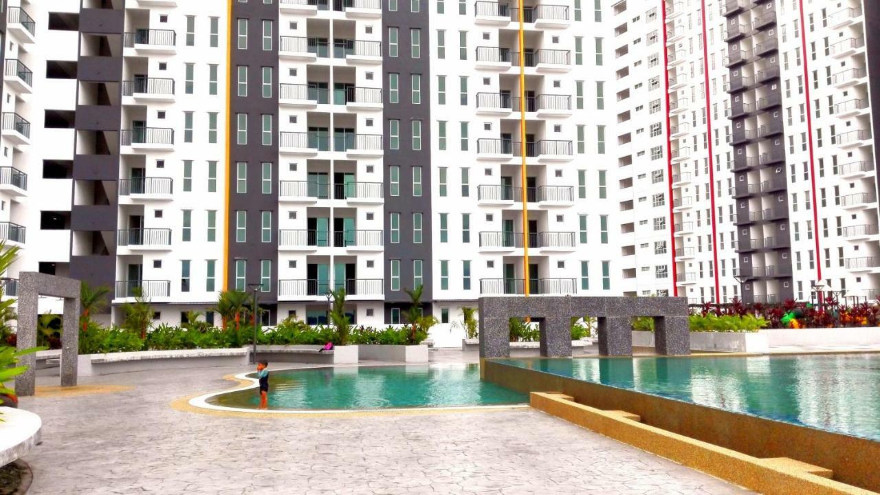 Homestay Semenyih 3 Bedroom Apartment By Kasyaf Exterior foto